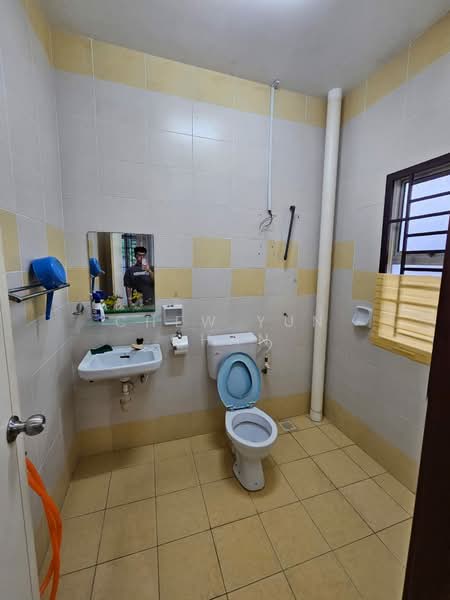2-storey Terraced House for Rent in Skudai (Johor) - Chew Yun Chan - Bathroom - PropertyGuru.com.my