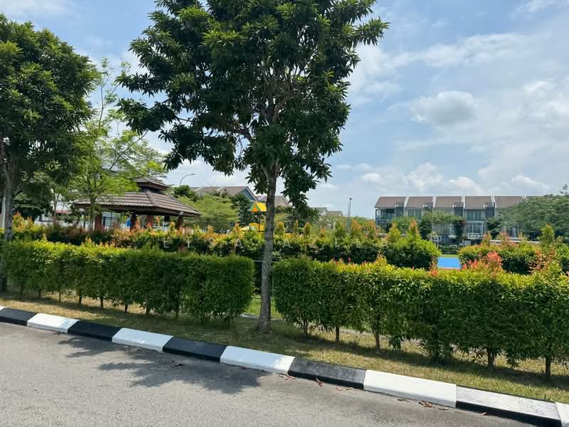 Rumah Teres 3 Tingkat untuk Dijual di Taman Bangi Avenue (Bangi) - Lisa Azila - Exterior - PropertyGuru.com.my