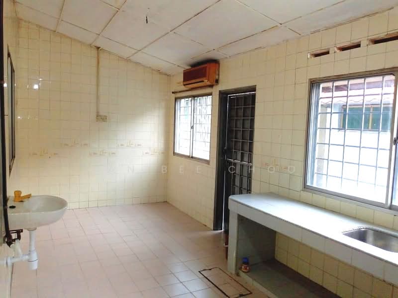 Rumah Teres 1 Tingkat untuk Dijual di Puchong (Selangor) - Tan Bee Choo - Kitchen - PropertyGuru.com.my