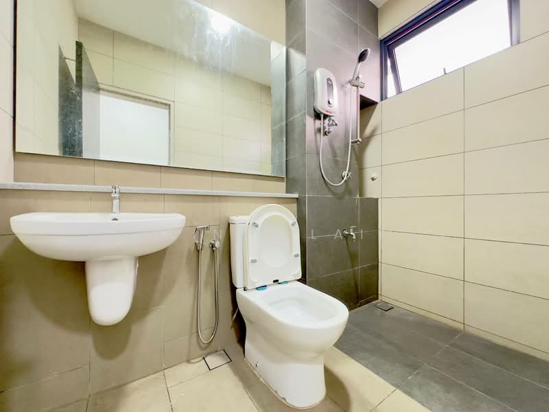 2-storey Terraced House for Sale in Elmina (Shah Alam) - Yasmin Sulaiman - Bathroom - PropertyGuru.com.my