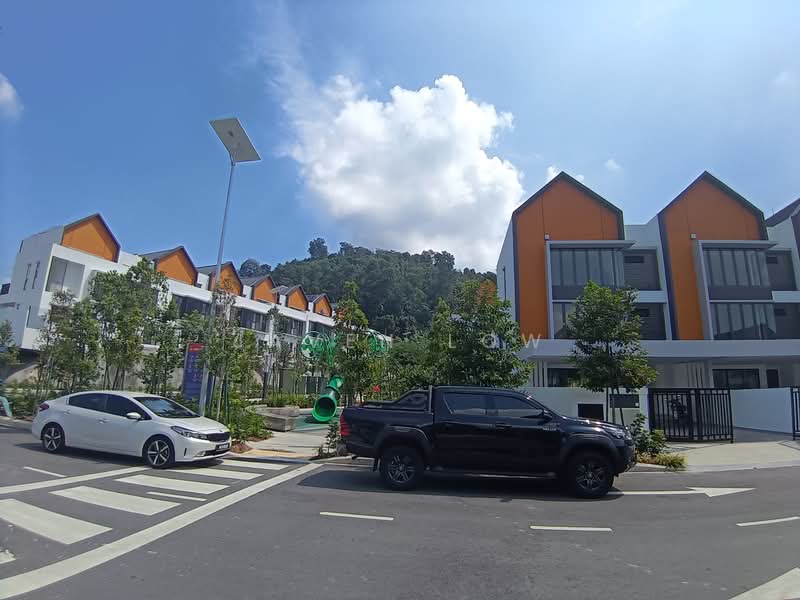 Rumah Teres 3 Tingkat untuk Dijual di Taman Melawati (Ulu Kelang) - Javen Low - Exterior - PropertyGuru.com.my
