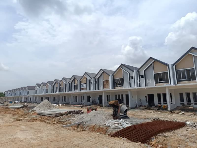 2-storey Terraced House for Sale in Klang (Selangor) - Syarifah Anom Binti Ibrahim - Exterior - PropertyGuru.com.my