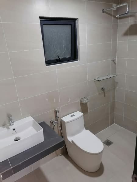Service Residence for Rent at KR7 Residences - Yi Jun - Bathroom - PropertyGuru.com.my