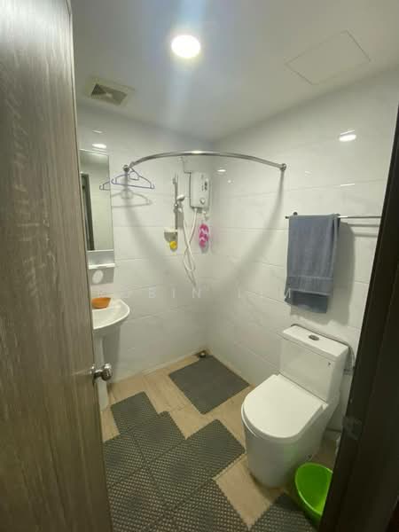 Service Residence for Sale at Country Garden Central Park - Robin Lim - PropertyGuru.com.my