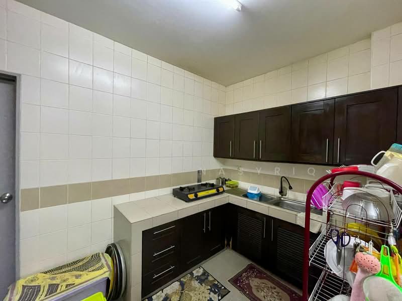 Semi-Detached House for Sale in Presint 15 (Putrajaya) - Amirul Nasyriq - Kitchen - PropertyGuru.com.my