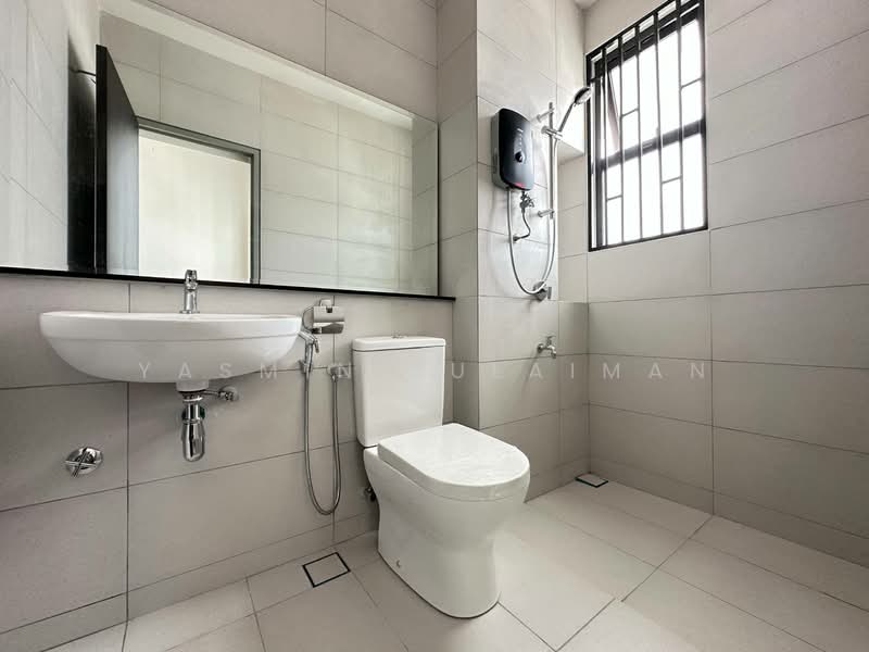 2-storey Terraced House for Sale in Elmina (Shah Alam) - Yasmin Sulaiman - Bathroom - PropertyGuru.com.my