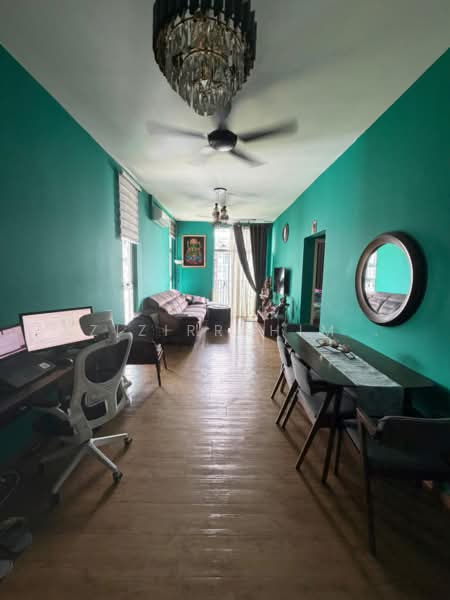 Kondominium untuk Disewa di Lakefront Homes - Azizirrahim . - Living Room - PropertyGuru.com.my