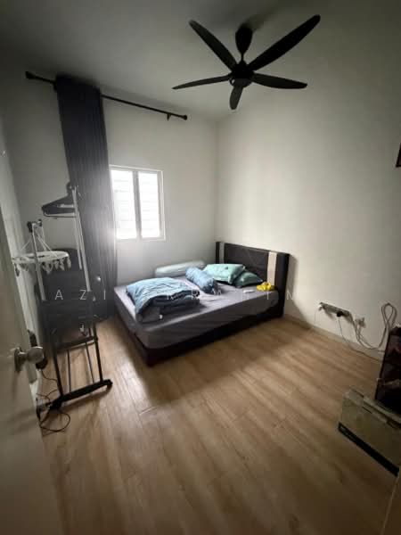 Kondominium untuk Disewa di Lakefront Homes - Azizirrahim . - Bedroom - PropertyGuru.com.my