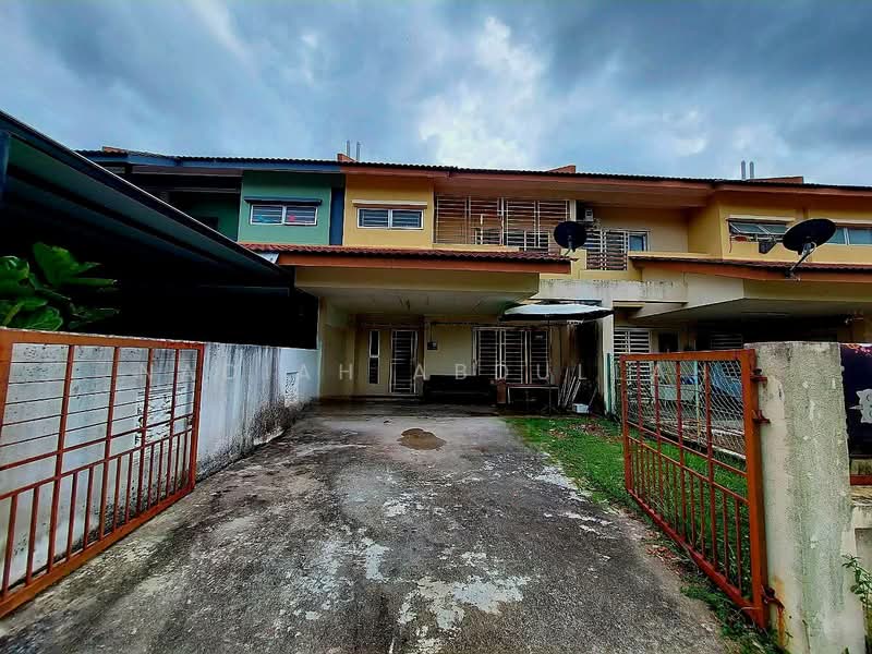 2-storey Terraced House for Sale in Alam Suria (Puncak Alam) - Nadiah Abdullah - PropertyGuru.com.my
