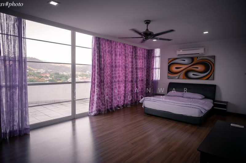 Kondominium untuk Dijual di Impiana On The Waterfront Condominium - Khairil Anwar Sirajudin - Bedroom - PropertyGuru.com.my
