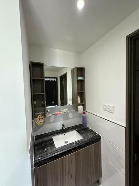 Service Residence for Sale at Country Garden Central Park - Robin Lim - Bathroom - PropertyGuru.com.my