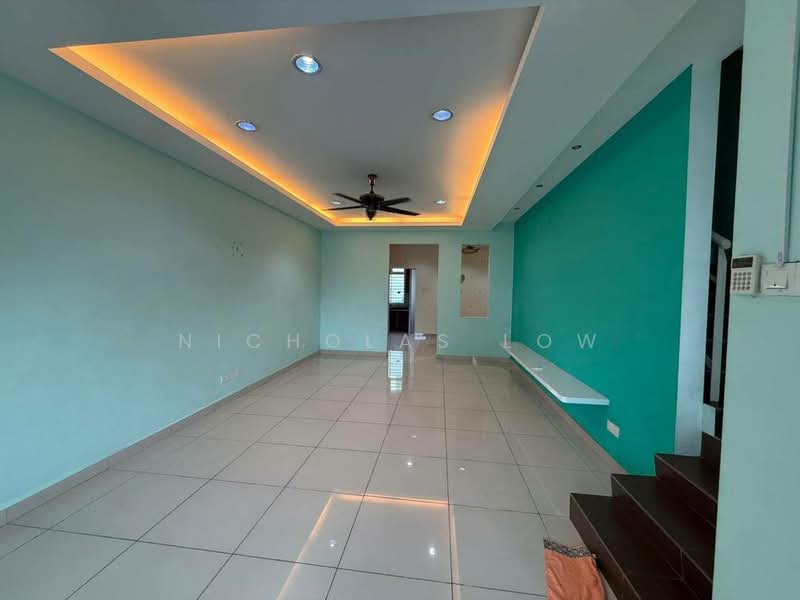 Rumah Teres 2 Tingkat untuk Disewa di Taman Mount Austin (Tebrau) - Nicholas Low - Living Room - PropertyGuru.com.my
