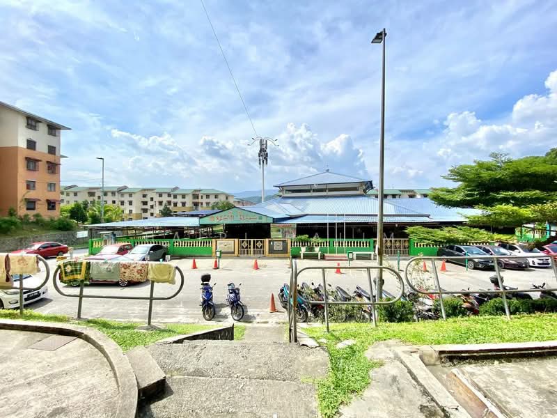 Rumah Flat untuk Dijual di Pangsapuri Sri Meranti - Hairi Halim - PropertyGuru.com.my