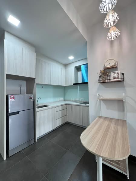Pangsapuri untuk Disewa di V Residence Suites @ Sunway Velocity - Alan Hong - Kitchen - PropertyGuru.com.my