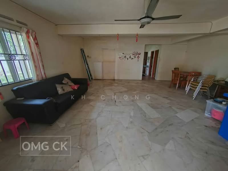 Rumah Teres 2 Tingkat untuk Dijual di Telok Panglima Garang (Selangor) - KH Chong - Living Room - PropertyGuru.com.my