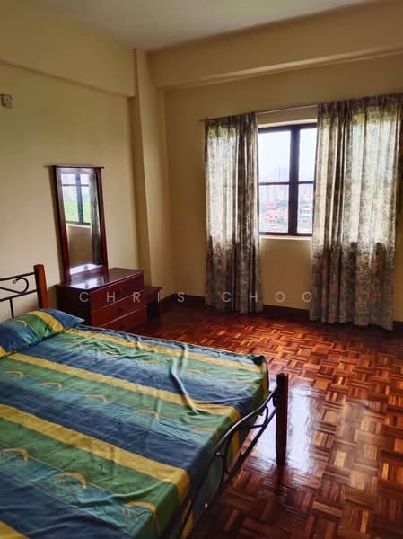Kondominium untuk Dijual di Tiara Faber - Chris Choo - Bedroom - PropertyGuru.com.my