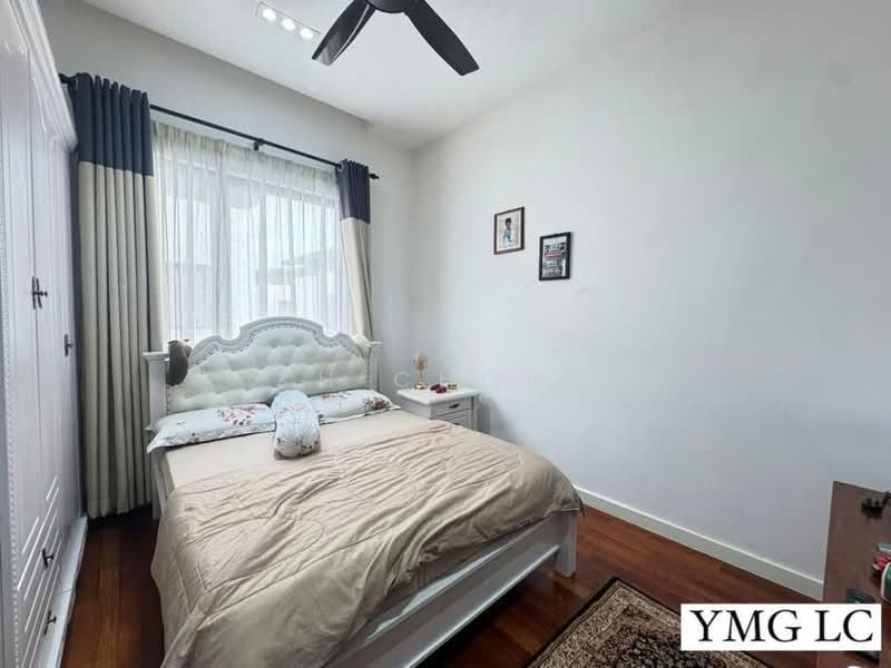 Semi-Detached House for Sale in Klang (Selangor) - KH Chong - Bedroom - PropertyGuru.com.my