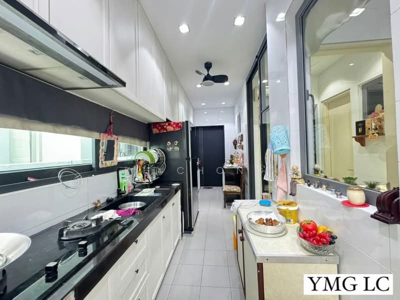 Semi-Detached House for Sale in Klang (Selangor) - KH Chong - Kitchen - PropertyGuru.com.my