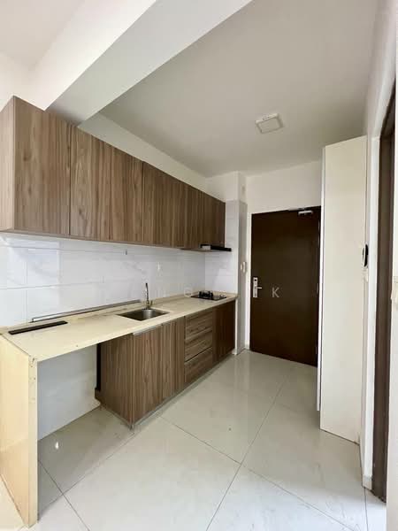 Servis Apartment untuk Dijual di Country Garden Central Park - Fong Lik - Kitchen - PropertyGuru.com.my