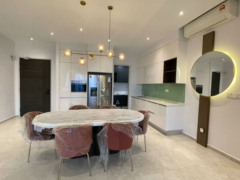 Condominium for Sale at Trinity Pentamont - Fiona Lee - Kitchen - PropertyGuru.com.my