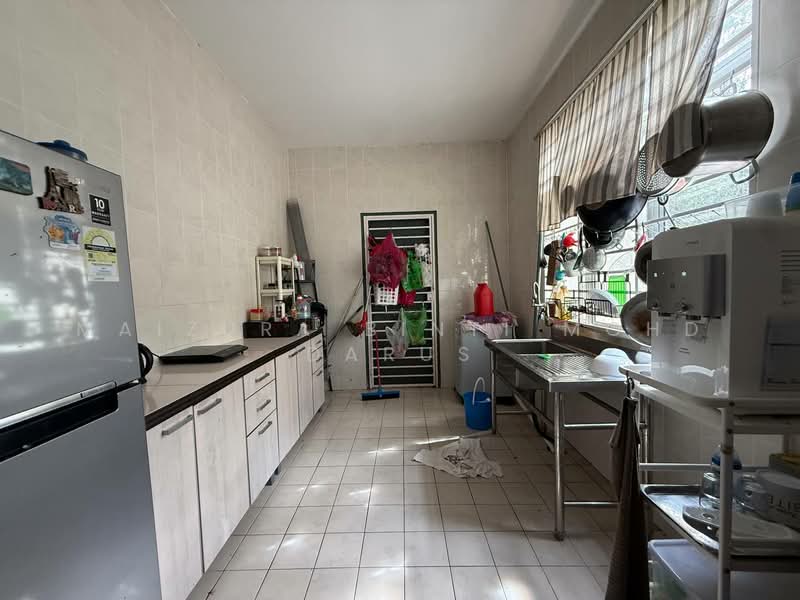 Bungalow for Sale in Mahkota Hills (Lenggeng) - Maizura binti Mohd Darus - Kitchen - PropertyGuru.com.my