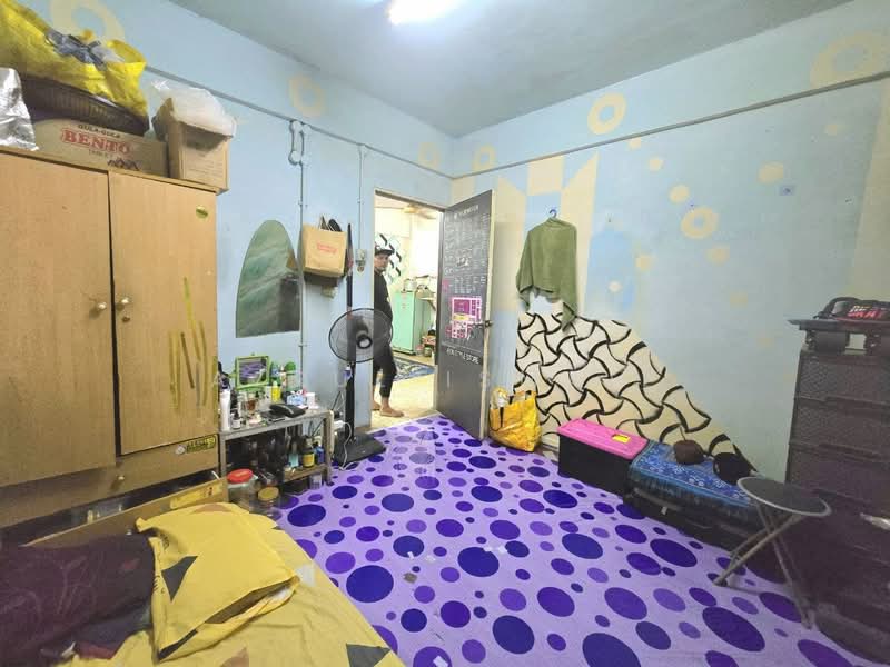 Apartment for Sale at Pangsapuri Damai - Azrul Ismail - Bedroom - PropertyGuru.com.my