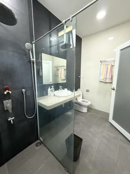 Rumah Berkembar untuk Dijual di Johor Bahru (Johor) - Chen Shieh Yu - Bathroom - PropertyGuru.com.my
