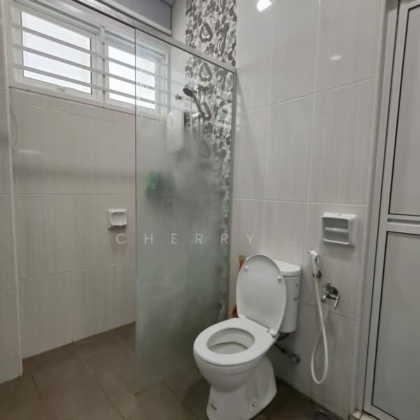 2-storey Terraced House for Sale in Bertam (Melaka) - Cherry . - Bathroom - PropertyGuru.com.my