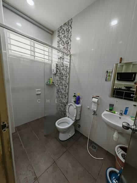 2-storey Terraced House for Sale in Bertam (Melaka) - Cherry . - Bathroom - PropertyGuru.com.my