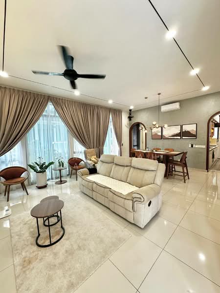 Cluster House for Sale in Eco Majestic (Semenyih) - Masnizah Arifin - Living Room - PropertyGuru.com.my