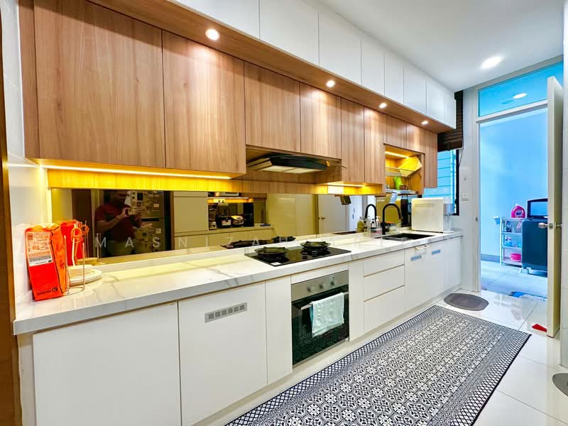 Cluster House for Sale in Eco Majestic (Semenyih) - Masnizah Arifin - Kitchen - PropertyGuru.com.my