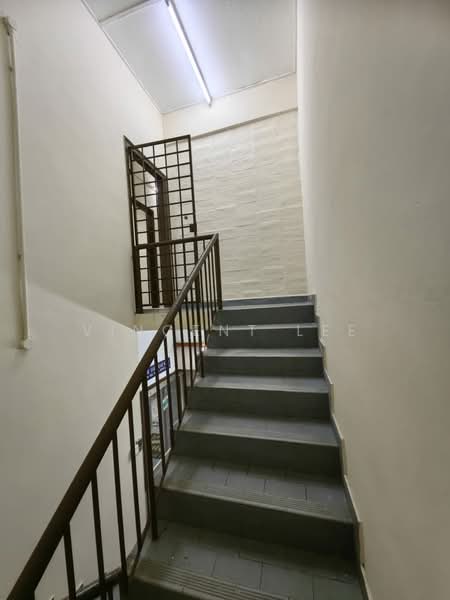 Kedai untuk Disewa di Taman Muda (Ampang) - Vincent Lee - Corridor - PropertyGuru.com.my