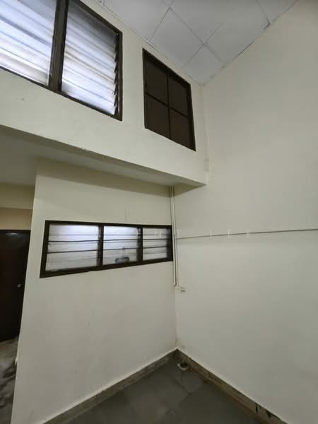 Kedai untuk Disewa di Taman Muda (Ampang) - Vincent Lee - Interior - PropertyGuru.com.my