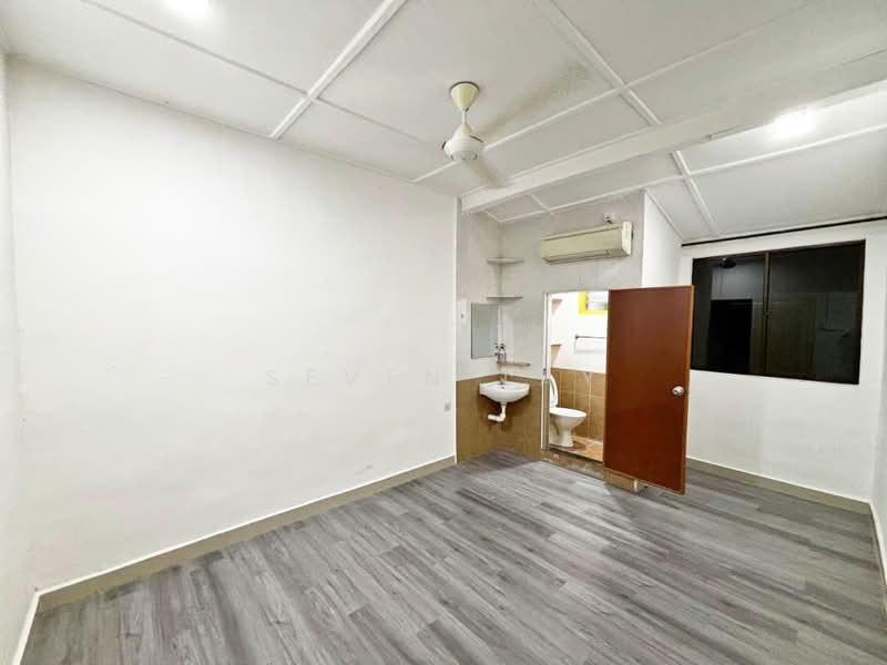 1-storey Terraced House for Rent in Taman Ungku Tun Aminah (Skudai) - Seven Tay - PropertyGuru.com.my