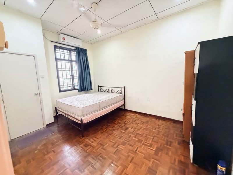 Rumah Teres untuk Disewa di Johor Bahru (Johor) - Alan Tia - Bedroom - PropertyGuru.com.my