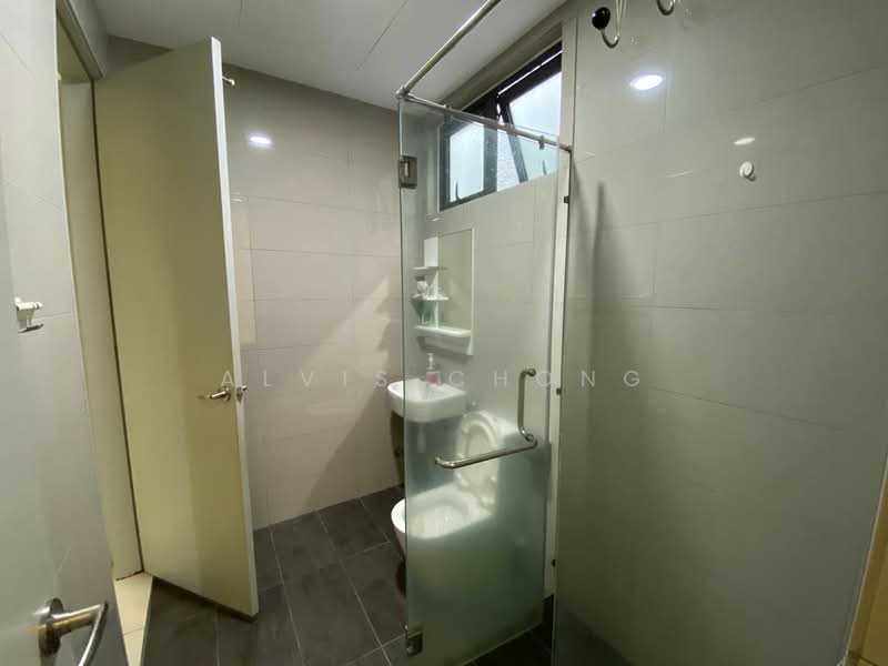 Servis Apartment untuk Disewa di PJ Midtown - Alvis Chong - Bathroom - PropertyGuru.com.my