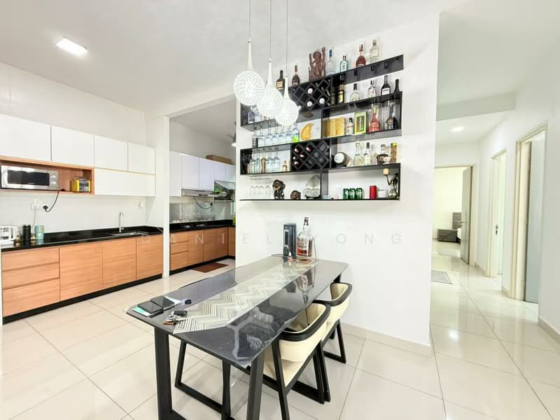 Service Residence for Sale at Skysuites @ Meldrum Hills - Daniel Yong - Kitchen - PropertyGuru.com.my
