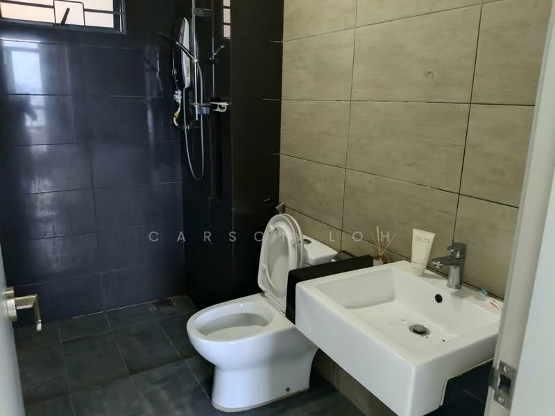 Kondominium untuk Disewa di Legend Heights - Carson Loh - Bathroom - PropertyGuru.com.my