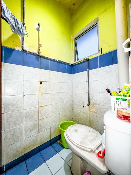 Apartment for Sale at Casmaria Apartment - Farhan Rafael - Bathroom - PropertyGuru.com.my