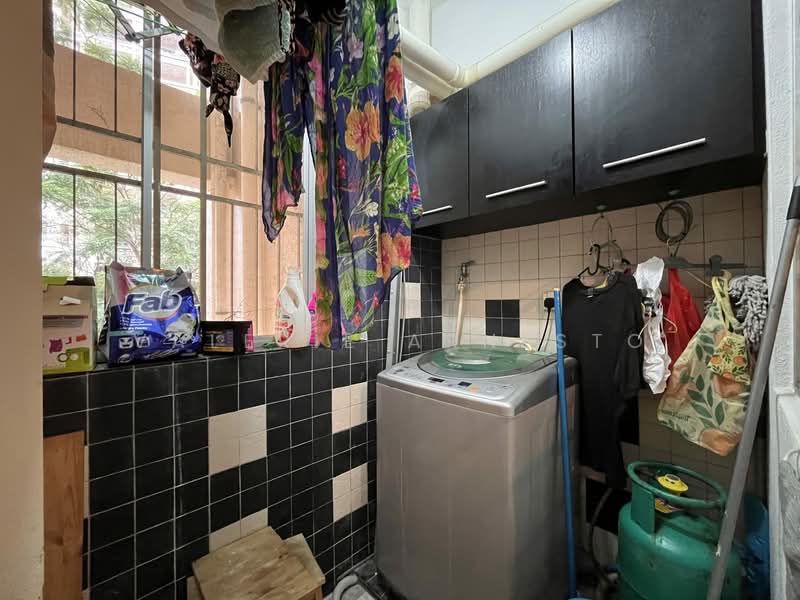 Condominium for Sale at Seri Maya Condominium - Valerie Arnesto - Interior - PropertyGuru.com.my