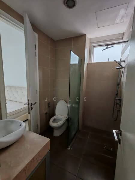 Servis Apartment untuk Dijual di Serviced Residence @ Binjai 8 - JC Lee - Bathroom - PropertyGuru.com.my
