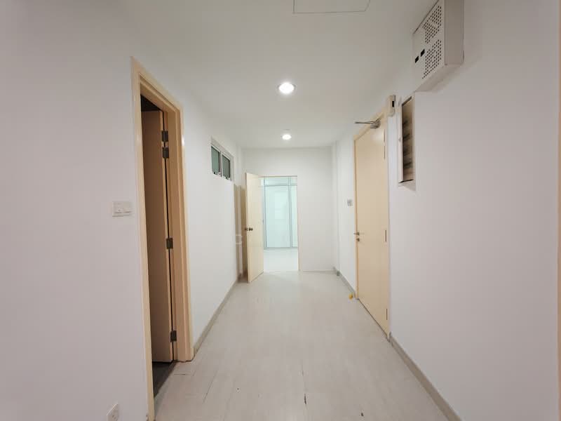 Servis Apartment untuk Dijual di Serviced Residence @ Binjai 8 - JC Lee - Corridor - PropertyGuru.com.my