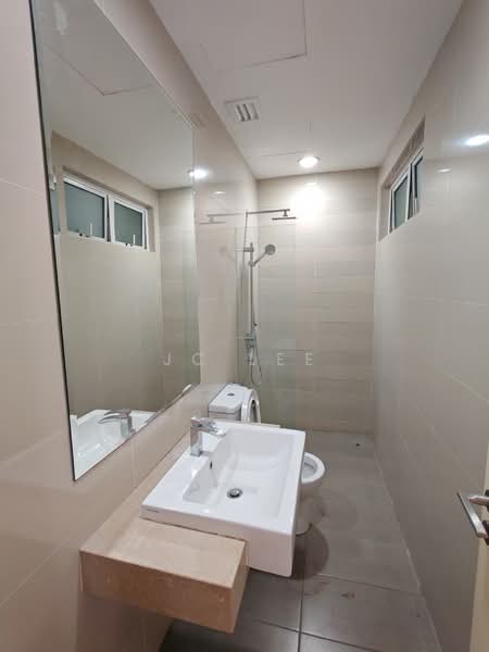 Servis Apartment untuk Dijual di Serviced Residence @ Binjai 8 - JC Lee - Bathroom - PropertyGuru.com.my