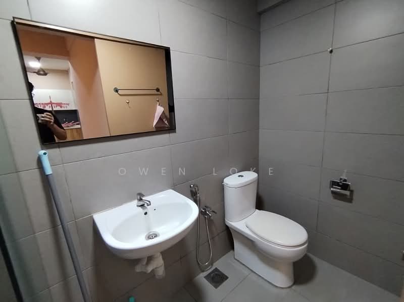 Service Residence for Rent at Avenue D'Vogue - Owen Loke - Bathroom - PropertyGuru.com.my