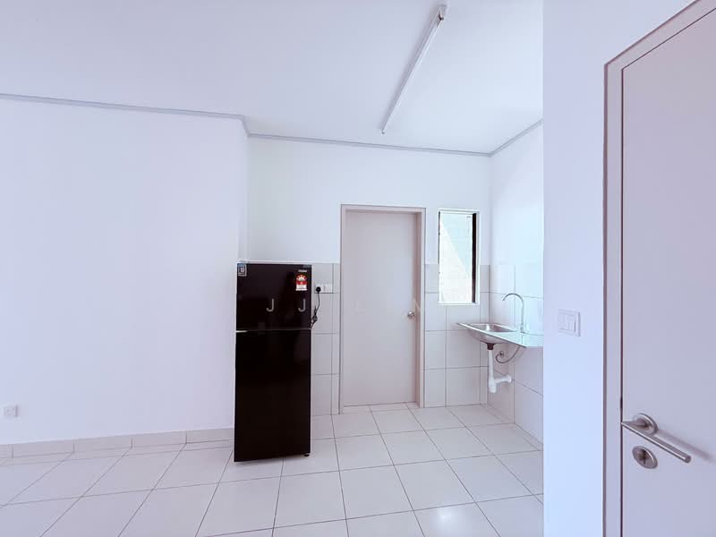 Pangsapuri untuk Disewa di Residensi Riamas - JJ Lim - Kitchen - PropertyGuru.com.my
