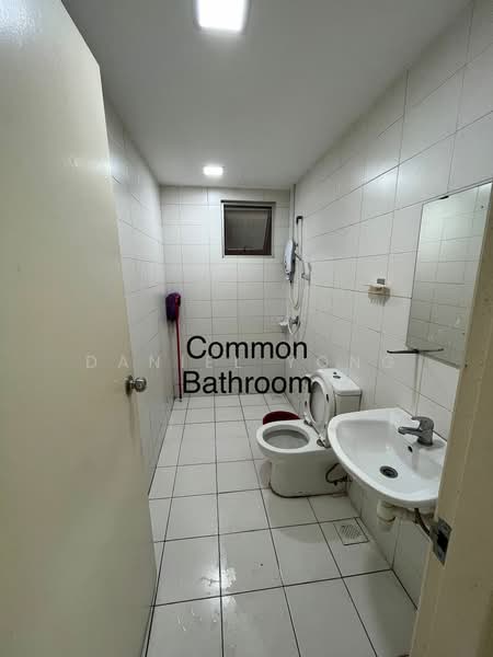 Service Residence for Sale at Greenfield Regency - Daniel Yong - Bathroom - PropertyGuru.com.my