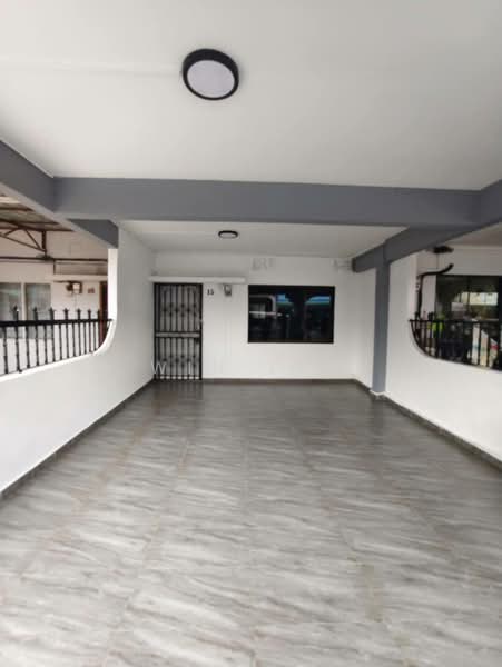 2-storey Terraced House for Sale in Taman Kluang Barat (Kluang) - Win Lim - Entrance - PropertyGuru.com.my