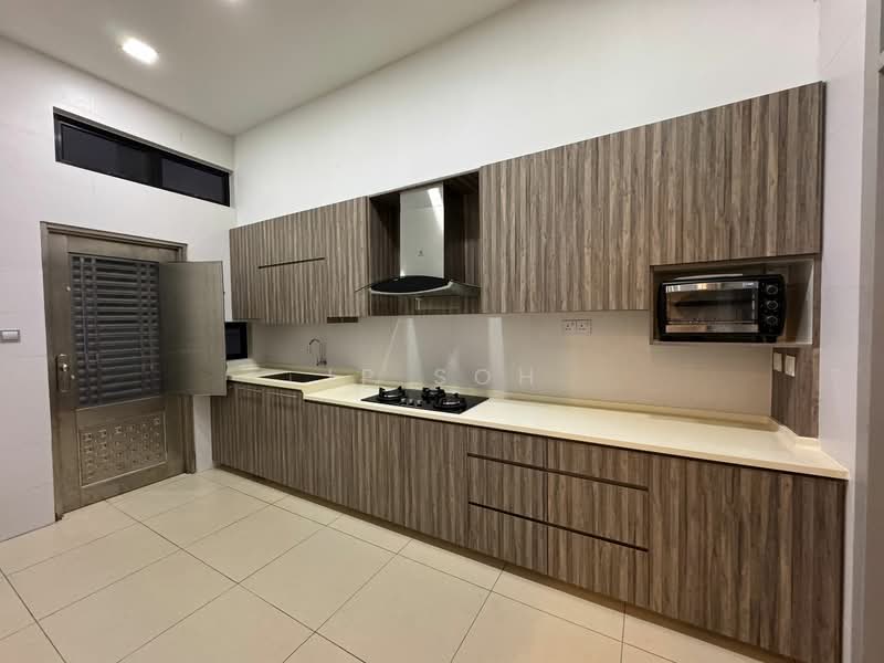 Cluster House for Rent in Iskandar Puteri (Nusajaya) (Johor) - JP Soh - Kitchen - PropertyGuru.com.my