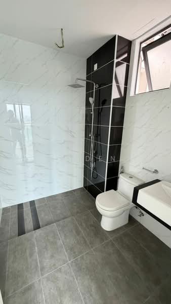 For Rent - Botanika