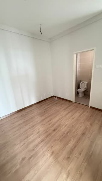 For Rent - Botanika